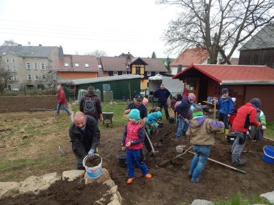 Foto des Albums: Schulgarteneinsatz