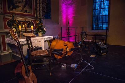 Foto des Albums: Bilder vom Jazz-Abend mit dem Trio "Qui d'accord" im Rahmen der 17. Falkenseer Musiktage in der Falkenhagener Kirche