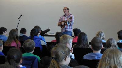 Lesung f&uuml;r Sch&uuml;ler mit Tobias Els&auml;sser 