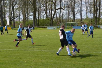 Foto des Albums: Häsener SV II vs SV Badingen