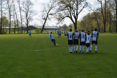 Foto des Albums: Häsener SV II vs SV Badingen