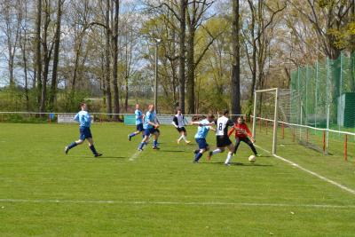 Foto des Albums: Häsener SV II vs SV Badingen