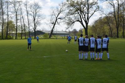Foto des Albums: Häsener SV II vs SV Badingen