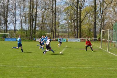 Foto des Albums: Häsener SV II vs SV Badingen