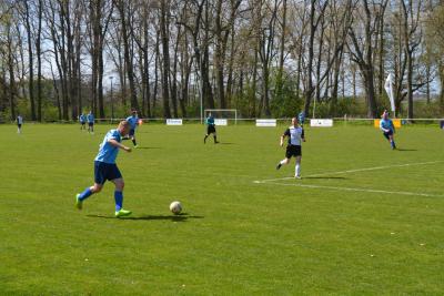 Foto des Albums: Häsener SV II vs SV Badingen