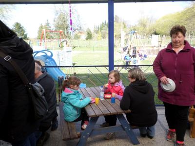 Foto des Albums: Märchentag in der „Hummelburg“