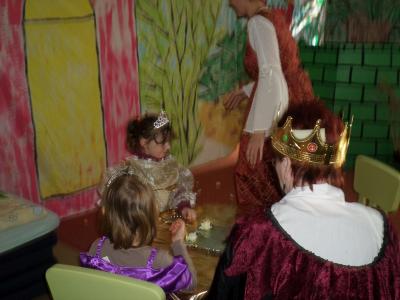 Foto des Albums: Märchentag in der „Hummelburg“