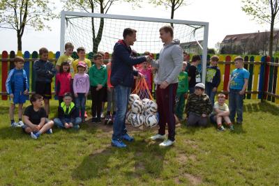 Foto des Albums: Sponsoring Fußbälle für die Fußball AG