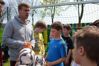 Fotoalbum Sponsoring Fußbälle für die Fußball AG