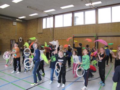 Foto des Albums: Zirkus Projekt 2016 - Vielen Dank an M. Hild für die tollen Fotos.