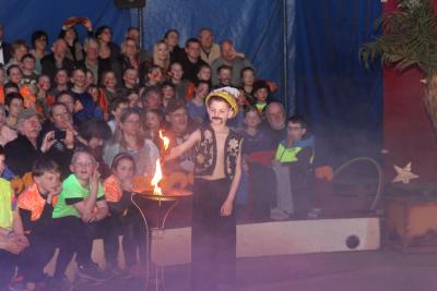 Foto des Albums: Zirkus Projekt 2016 - Vielen Dank an M. Hild für die tollen Fotos.