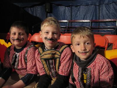 Foto des Albums: Zirkus Projekt 2016 - Vielen Dank an M. Hild für die tollen Fotos.