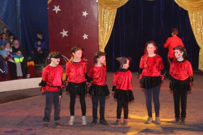 Foto des Albums: Zirkus Projekt 2016 - Vielen Dank an M. Hild für die tollen Fotos.