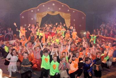 Foto des Albums: Zirkus Projekt 2016 - Vielen Dank an M. Hild für die tollen Fotos.