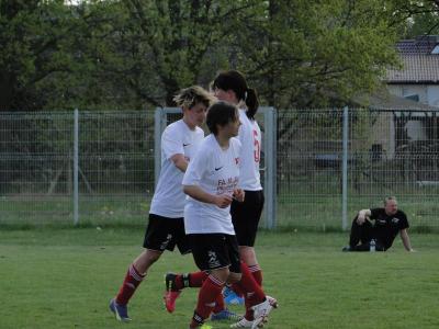 Foto des Albums: FC Falkenthaler Füchse - Häsener SV