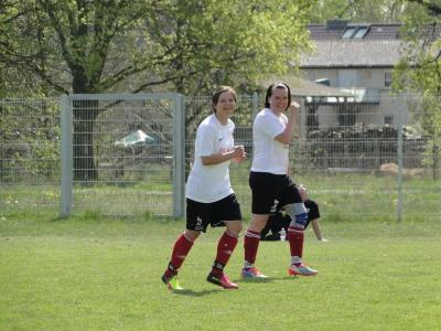 Foto des Albums: FC Falkenthaler Füchse - Häsener SV