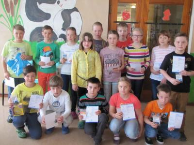alle Teilnehmer der Mathematikolympiade  (Bild vergr&ouml;&szlig;ern)