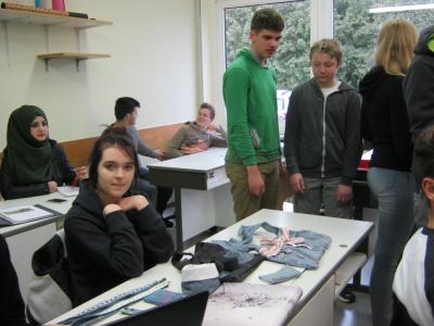Foto des Albums: Projektmesse der 9. Klassen für die 8. Klassen