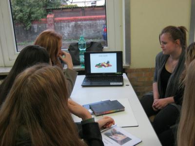 Foto des Albums: Projektmesse der 9. Klassen für die 8. Klassen