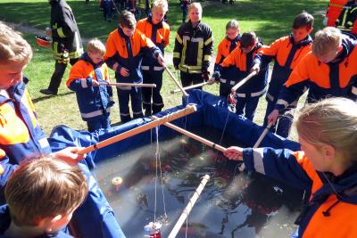 Foto des Albums: Jugendfeuerwehr-Pfingstzeltlager "Distrikt 34" in Schenefeld (16.05.2016)