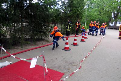 Foto des Albums: Jugendfeuerwehr-Pfingstzeltlager "Distrikt 34" in Schenefeld (16.05.2016)