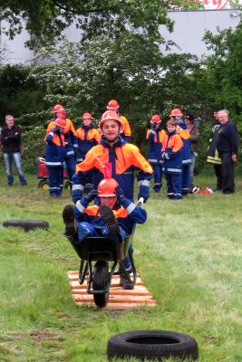 Foto des Albums: Jugendfeuerwehr-Pfingstzeltlager "Distrikt 34" in Schenefeld (16.05.2016)