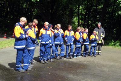 Foto des Albums: Jugendfeuerwehr-Pfingstzeltlager "Distrikt 34" in Schenefeld (16.05.2016)