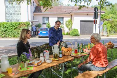 Foto des Albums: 2. Aktion 2016: Miteinander, Füreinander, ein Dorf für Jung und Alt