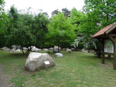 Eiszeit-Findlingspark, I. u. F. Vorwerk-Stiftung, Todtgl&uuml;singen 07850-1 