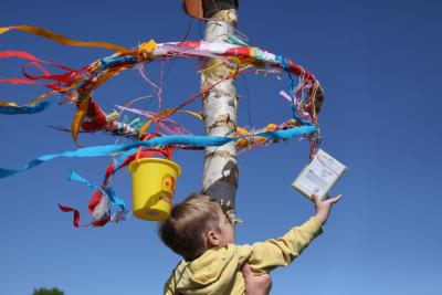 kleine Preise flattern im Wind  (Bild vergr&ouml;&szlig;ern)