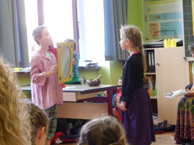 Foto des Albums: Märchenaufführungen der Klasse 2b