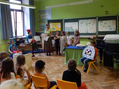 Foto des Albums: Märchenaufführungen der Klasse 2b
