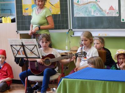 Foto des Albums: Märchenaufführungen der Klasse 2b