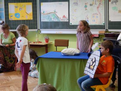 Foto des Albums: Märchenaufführungen der Klasse 2b