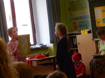 Foto des Albums: Märchenaufführungen der Klasse 2b