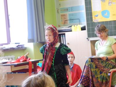 Foto des Albums: Märchenaufführungen der Klasse 2b