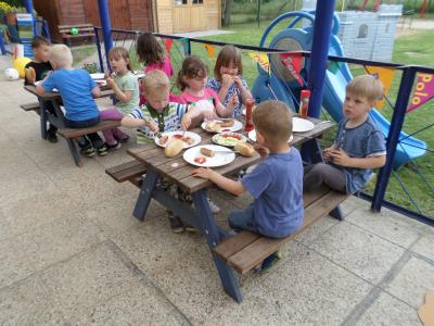 Foto des Albums: Kindertag der kleinen "Hummeln" aus Steffenshagen