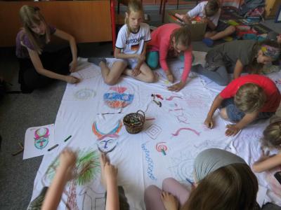 Foto des Albums: Vorbereitungen zum Trommelprojekt