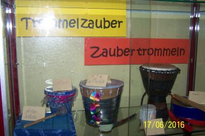 Foto des Albums: Vorbereitungen zum Trommelprojekt