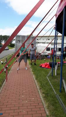 Foto des Albums: Zirkusaufbau