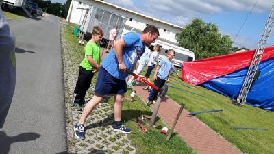 Foto des Albums: Zirkusaufbau