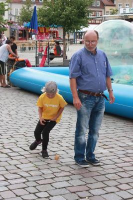 Foto des Albums: Mittsommernachtsshopping 2016 in Wittstock/Dosse (01.07.2016)