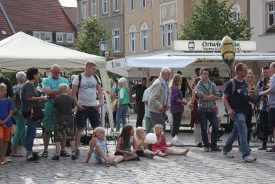 Foto des Albums: Mittsommernachtsshopping 2016 in Wittstock/Dosse (01.07.2016)