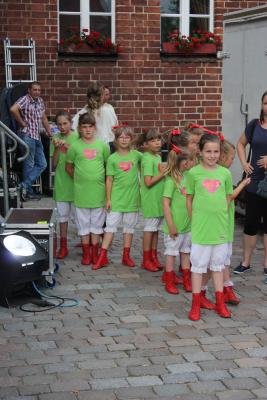 Foto des Albums: Mittsommernachtsshopping 2016 in Wittstock/Dosse (01.07.2016)