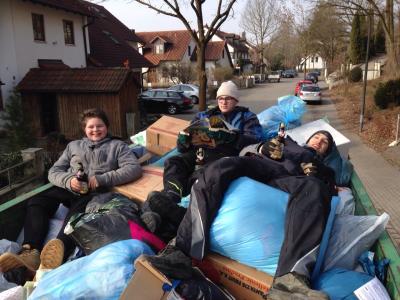 Foto des Albums: Altpapiersammeln 2015