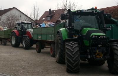 Foto des Albums: Altpapiersammeln 2015