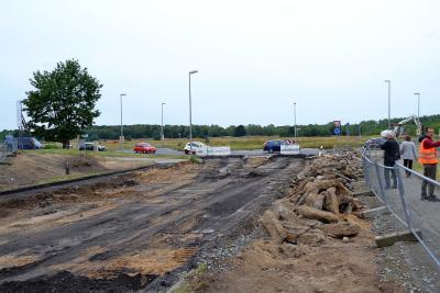 Foto des Albums: Bilder vom ersten Spatenstich für die Baumaßnahme Landestraße 201, Ausbau der Ortsdurchfahrt Falkensee