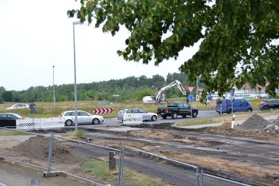 Foto des Albums: Bilder vom ersten Spatenstich für die Baumaßnahme Landestraße 201, Ausbau der Ortsdurchfahrt Falkensee
