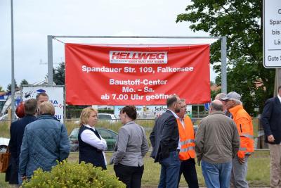 Foto des Albums: Bilder vom ersten Spatenstich für die Baumaßnahme Landestraße 201, Ausbau der Ortsdurchfahrt Falkensee