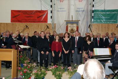 Foto des Albums: 16. Juli 2016 - 120 Jahre Männergesangverein “Freundschaft“ Kiebitzreihe